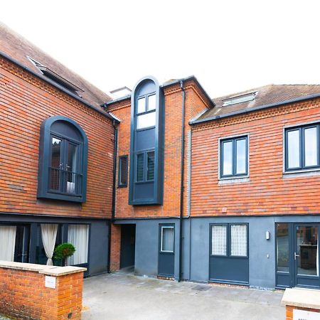 Contemporary Abbey Yard By Prescott Apartments Άμπινγκτον Εξωτερικό φωτογραφία